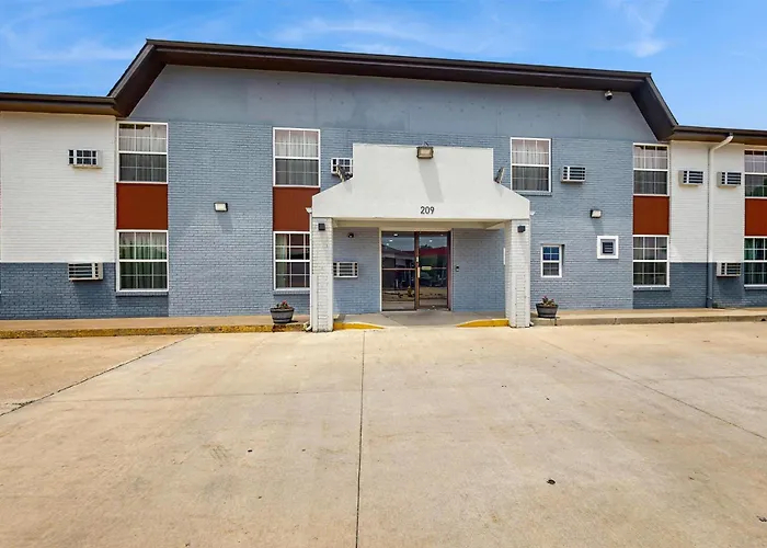 Red Lion Inn & Suites Olathe Kansas City