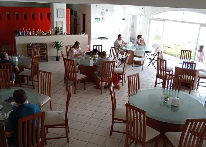 Hotel Caracoles Manzanillo