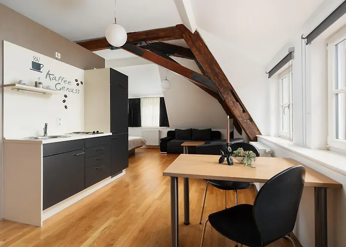 Hotel CampusZwei Komfortable Doppelzimmer&Apartments mit Küche Zentral in Ludwigsburg ideal für Business&Langzeitaufenthalte 24h Check in Kinder bis 14 Jahre übernachten kostenlos