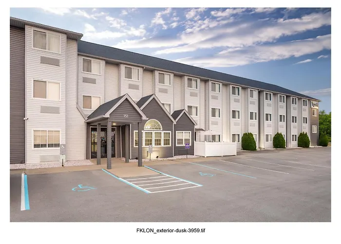Spark By Hilton Clarion