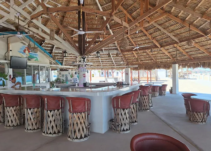#55 Suite Bungalow Seaside Hotel & Victors Rv Park