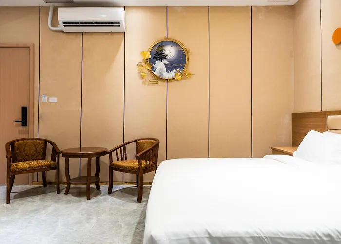 Home Me Hotel Makati