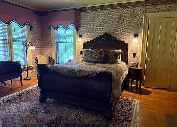 Amherst Inn