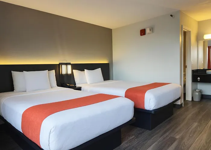 Motel 6-Roseville, Mn - Minneapolis North