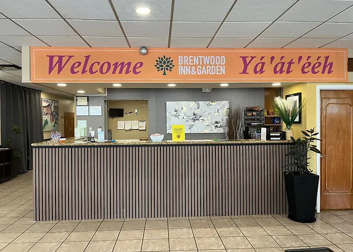 Farmington Hotels