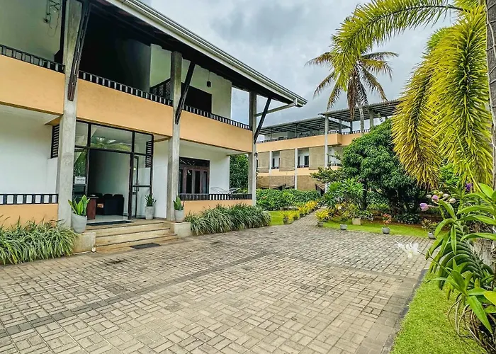 Sunrise Palace Negombo