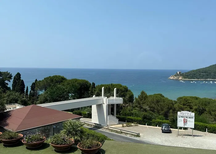 Hotel La Perla Del Golfo Procchio 