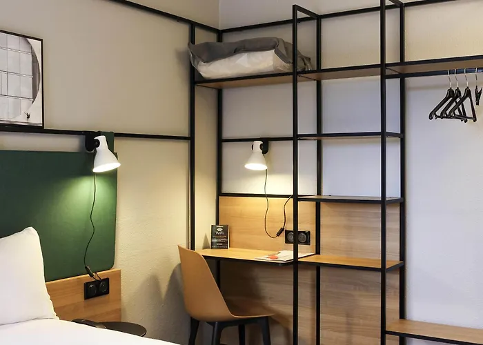 Hotel Ibis Évry-Courcouronnes