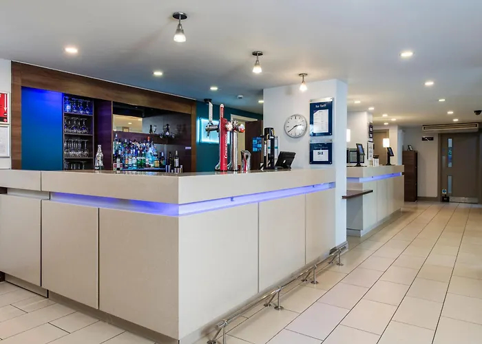 Holiday Inn Express Stirling By Ihg