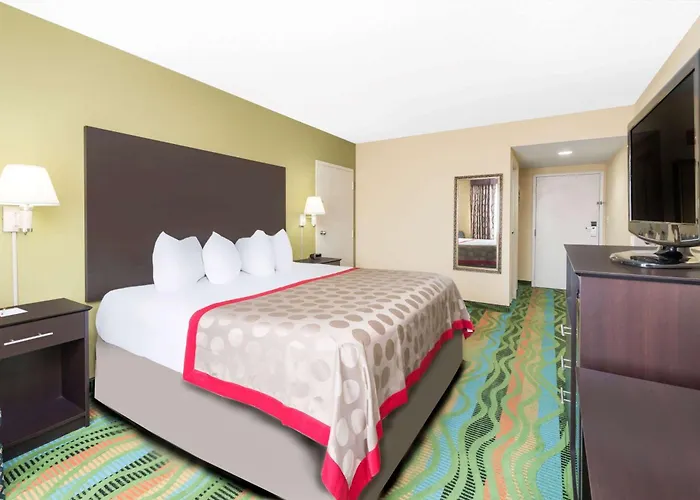 Ramada By Wyndham Vandalia