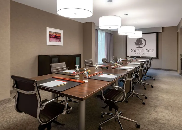 Doubletree By Hilton Hotel Denver - Aurora