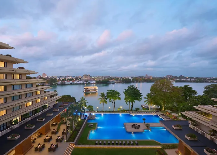 Cinnamon Lakeside Colombo