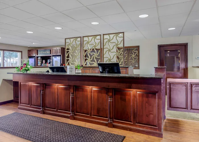 Best Western Plus Dubuque Hotel And Conference Center