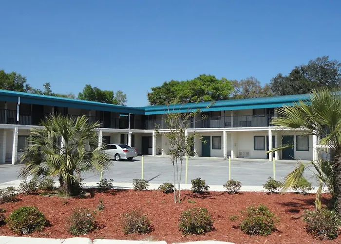 Western Inn - Pensacola Beach Haven