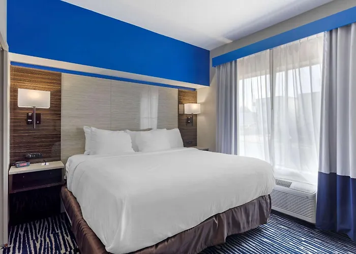 Comfort Inn & Suites Memphis East