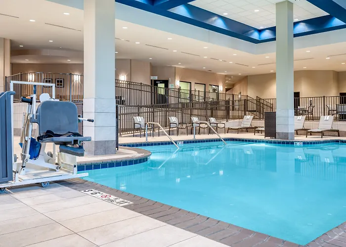 Holiday Inn - Terre Haute By Ihg