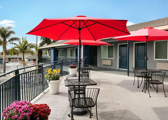 Torch Lite Inn At The Beach Boardwalk Santa Cruz