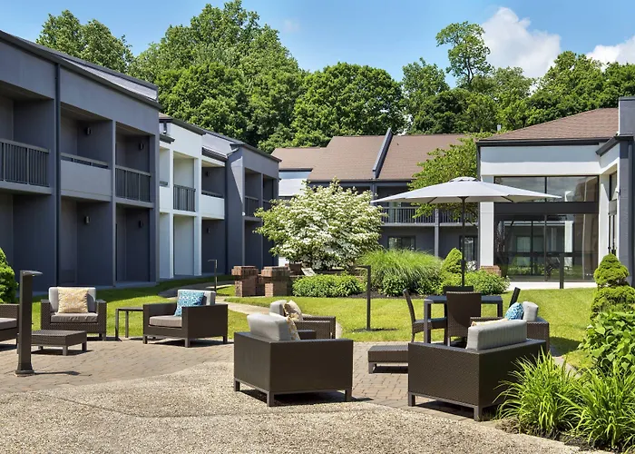 Courtyard By Marriott Poughkeepsie