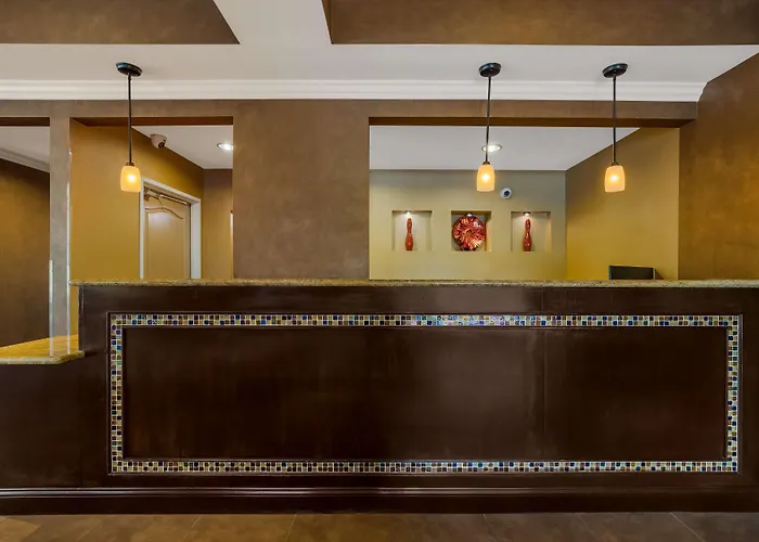 Best Western Diamond Bar Hotel & Suites