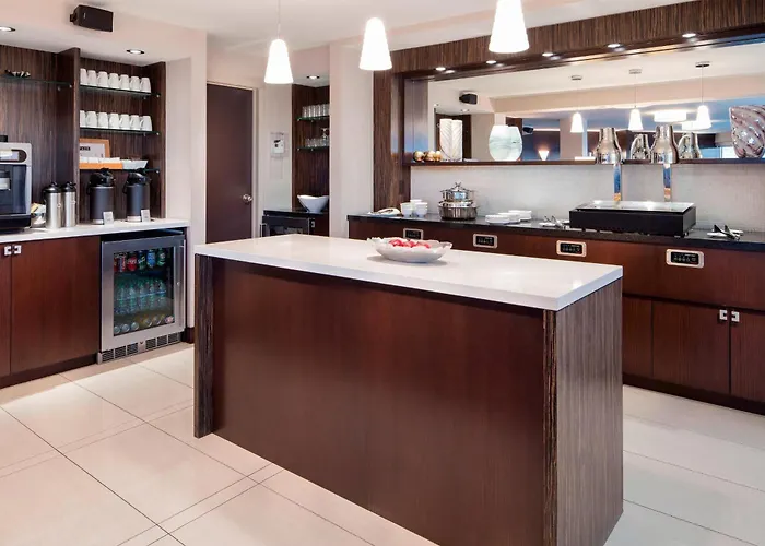 Sheraton Cavalier Calgary Hotel