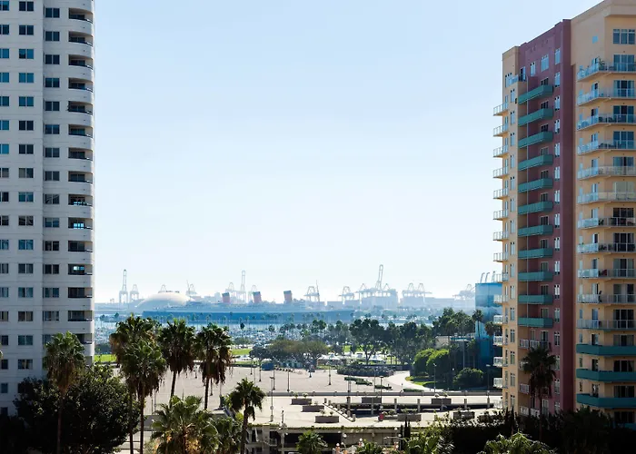 Courtyard By Marriott Long Beach Downtown