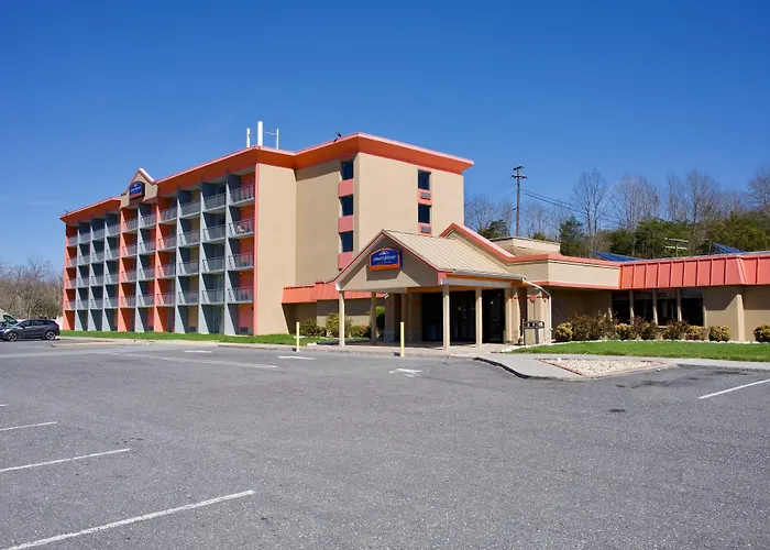 Howard Johnson By Wyndham Lexington