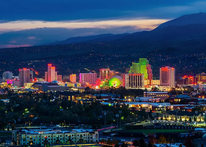 Ramada By Wyndham Reno Hotel & Casino