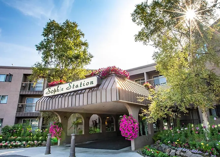 Fairbanks Hotels