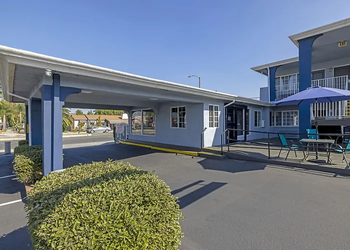 Best Western Orange Plaza
