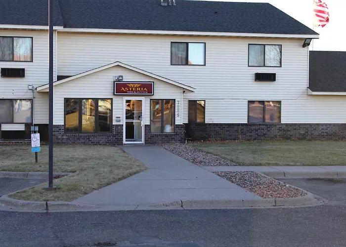 Coratel Inn And Suites Maple Grove