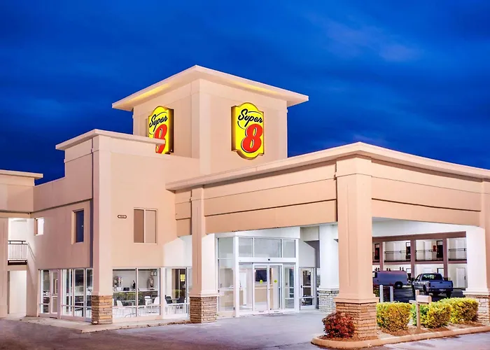 Super 8 By Wyndham Dalton
