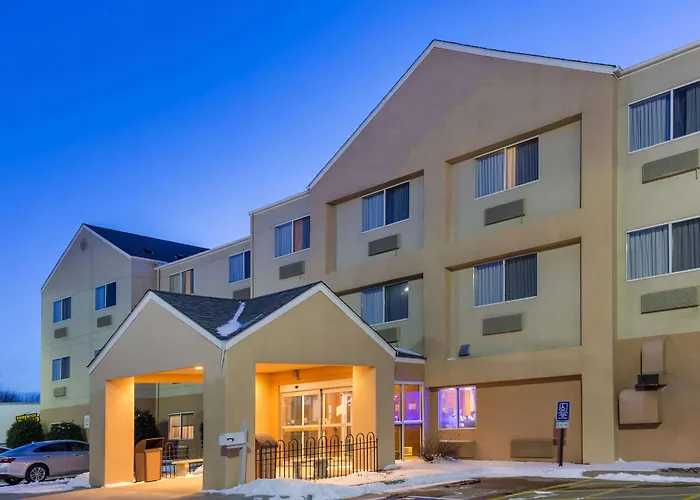 Americinn By Wyndham St Cloud Mn Shopping Area