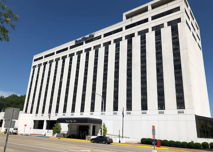 Capital Plaza Hotel