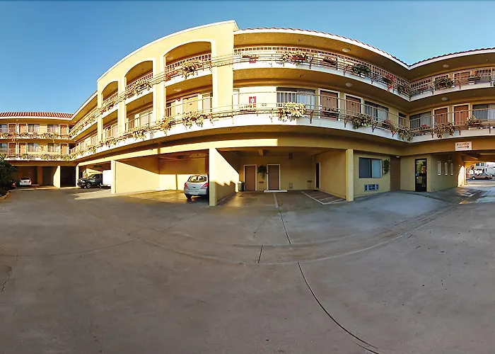 Days Inn By Wyndham Alhambra Ca
