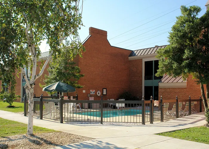 Best Western North Roanoke