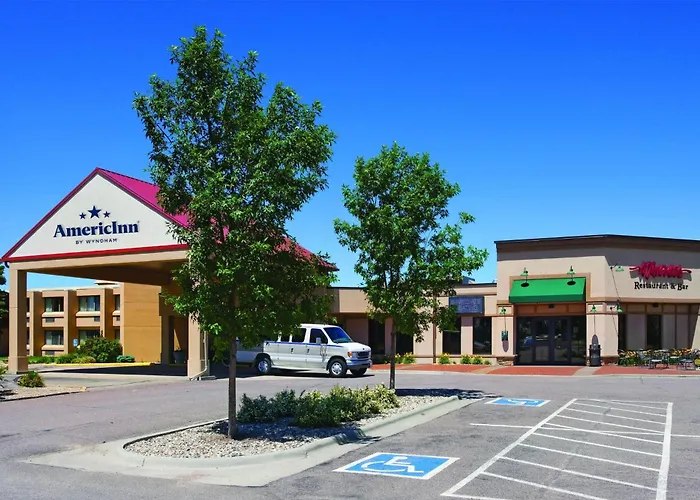 Americinn By Wyndham Watertown