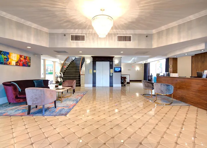 The Roslyn, Tapestry Collection By Hilton Hotel
