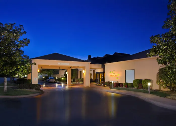 Courtyard By Marriott Little Rock West Hotel
