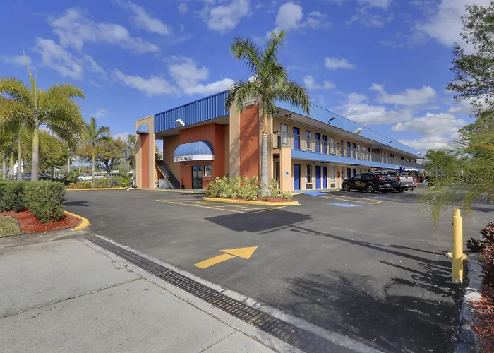 Magnuson Hotel Bradenton