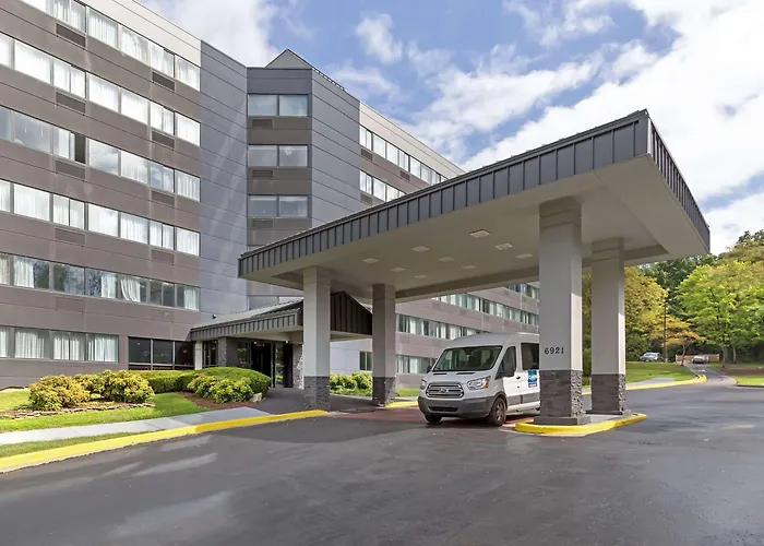 Clarion Hotel & Suites BWI Airport North Brooklyn Park