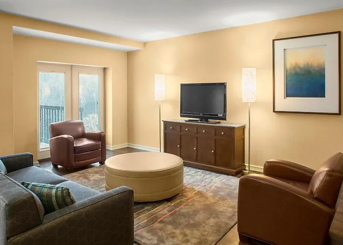 Sheraton Suites Akron Cuyahoga Falls