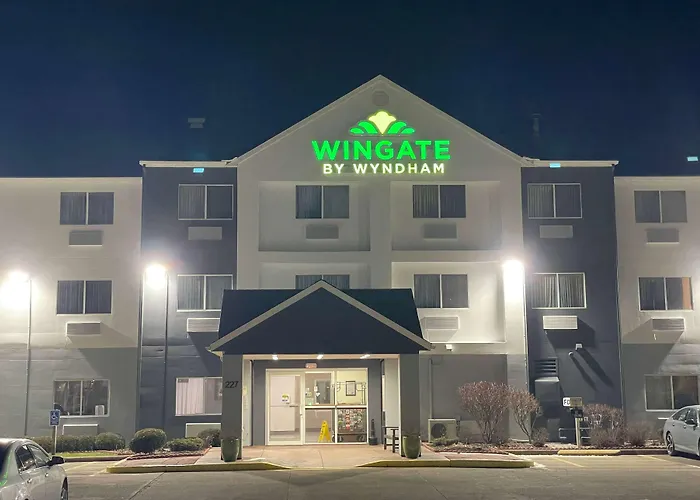 Wingate By Wyndham Marion Hotel