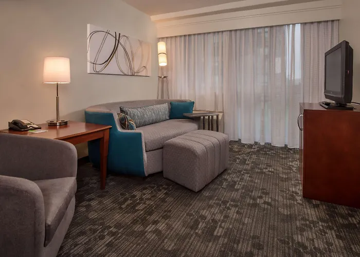 Sonesta Select Arlington Rosslyn Hotel
