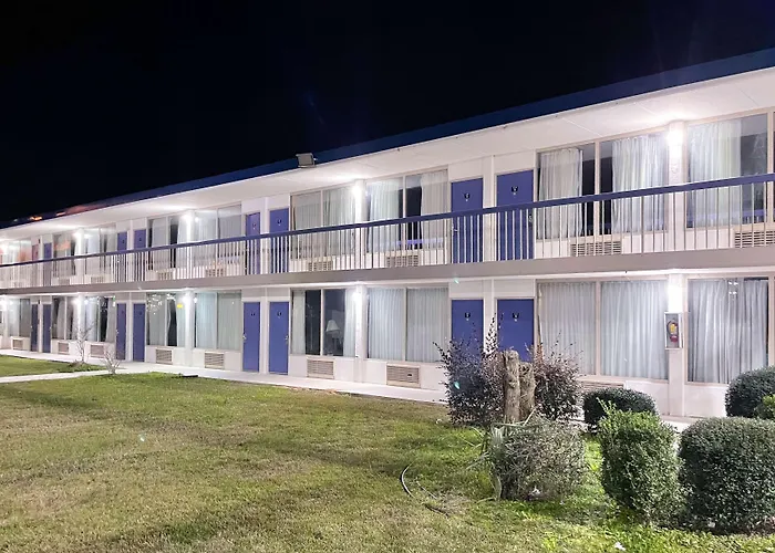 Americas Best Value Inn Marianna