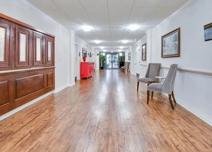 Ramada By Wyndham Metairie New Orleans Airport