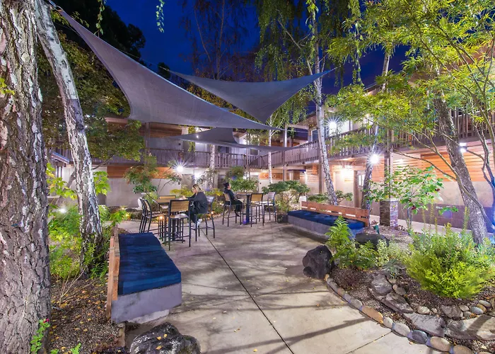 The Creekside Inn Palo Alto