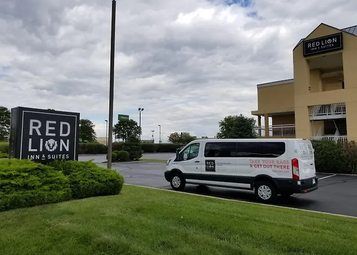 Baymont By Wyndham Dayton North Hotel