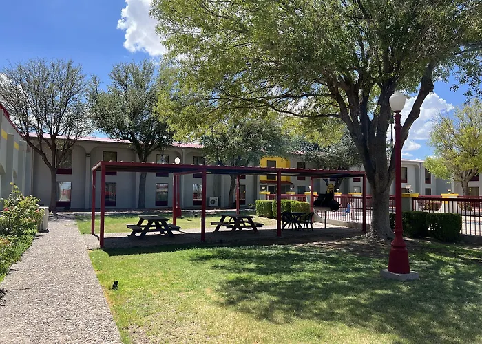 Super 8 By Wyndham Ft Stockton Motel Fort Stockton