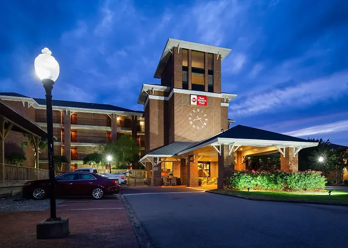 Best Western Plus Coastline Inn