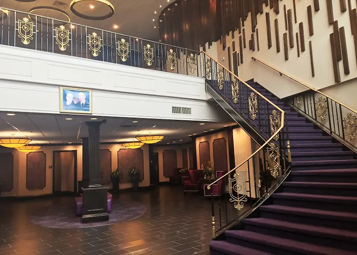 The Royal Regency Hotel Yonkers
